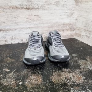 Brooks Ghost 10 2E size 10.5 Men's